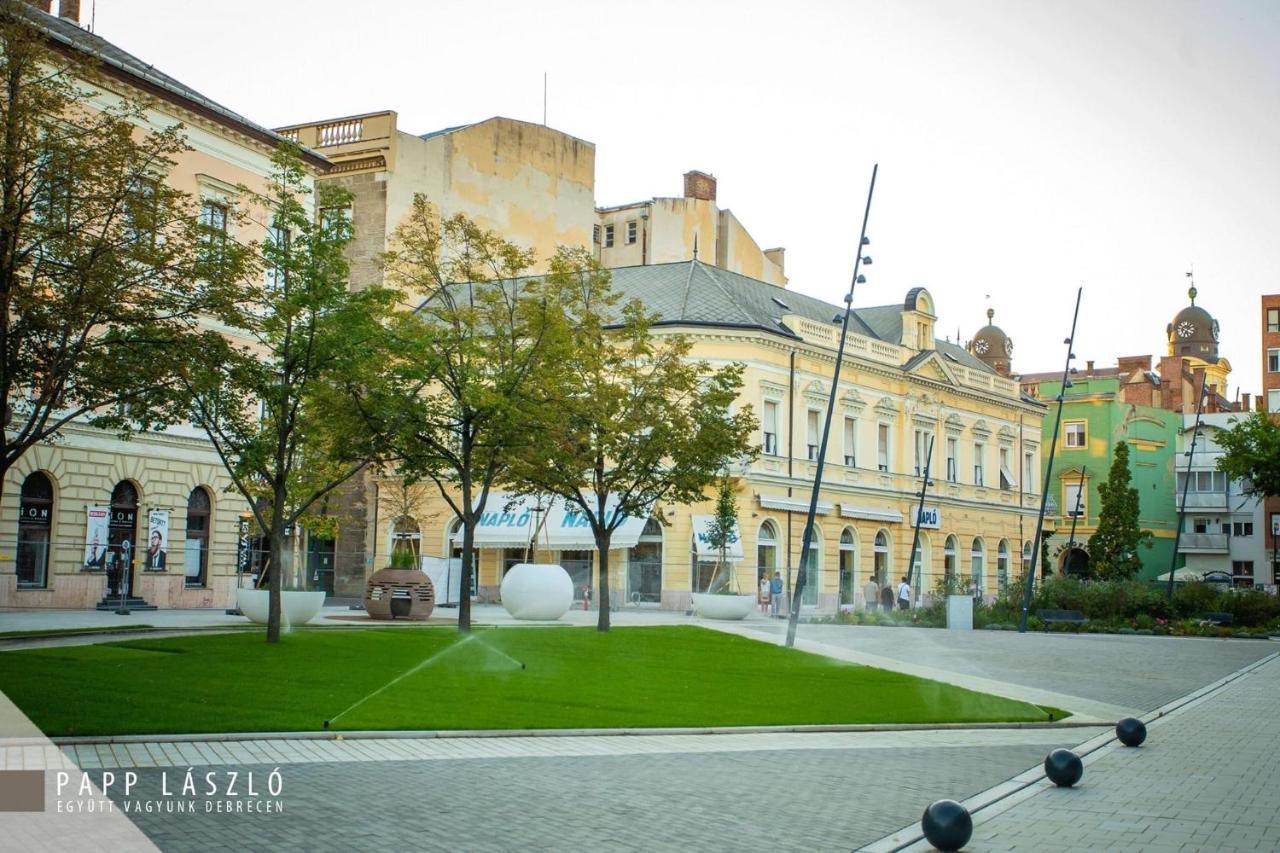 Ruben Apartman City Center Debrecen Luaran gambar